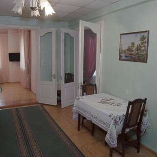 Отель Готельний комплекс Самікс Киев Люкс с 3 спальнями-11