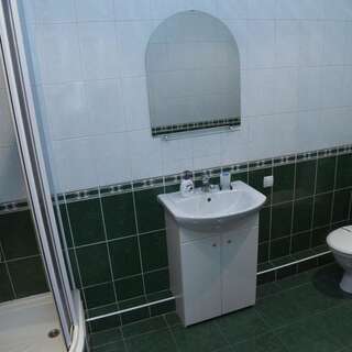 Отель Готельний комплекс Самікс Киев Люкс с 3 спальнями-3